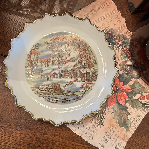 Vintage Courier & Ives Collector Plates - Picture 4 of 9